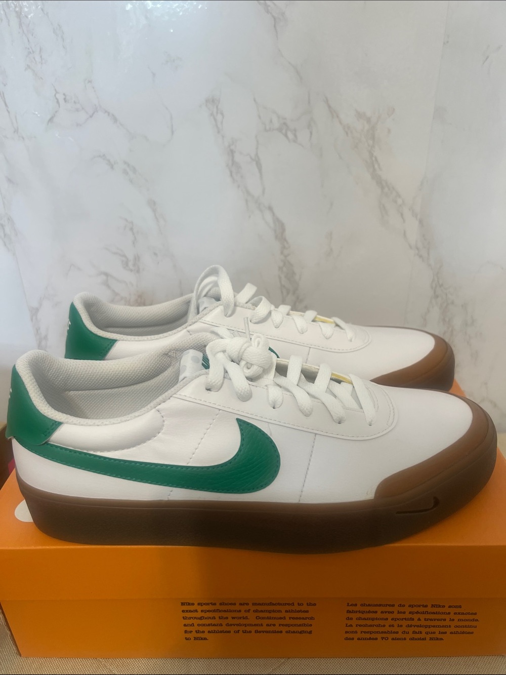 Nike White & Green Low-Top Sneakers